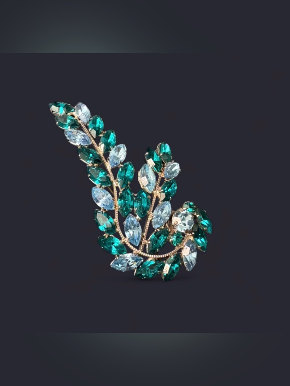 Vintage Austrian Crystal Leaf Brooch – Signed “Made in Austria”